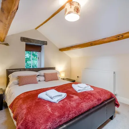 別荘 4 Bed In Outgate Oc-c32992