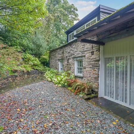 別荘 4 Bed In Outgate Oc-c32992 *